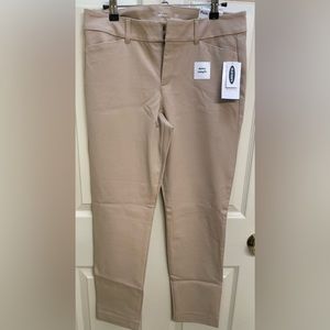 NWT SZ 6 Old Navy Mid-Rise Pixie Never-Fade Skinny Ankle Pants